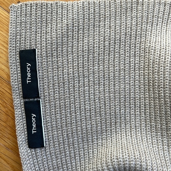 Theory colorblocked wool scarf - Picture 3 of 3